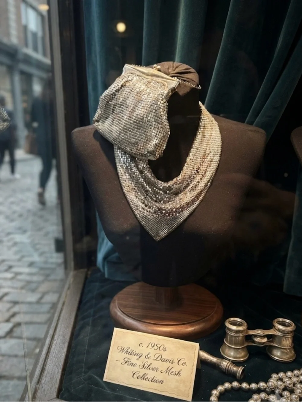 Stunning!! Silver Mesh Evening Scarf Necklace & evening pouch